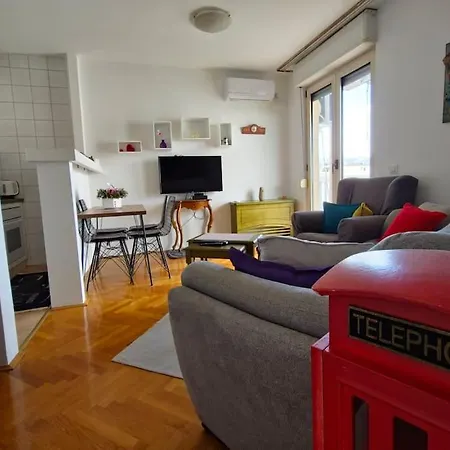 Tina's Cozy Nest Podgoriçe